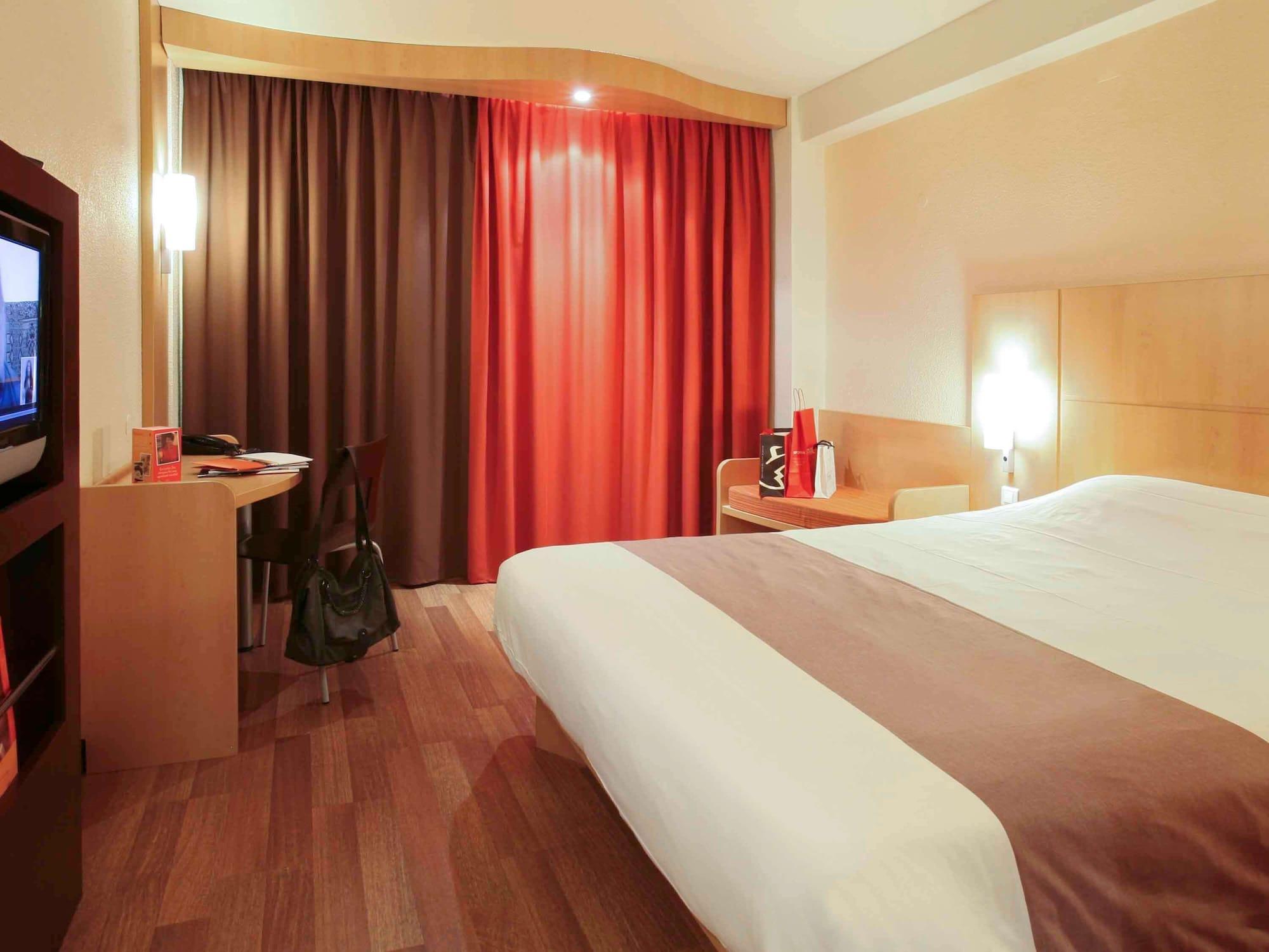 Hotel Ibis Braga Exterior foto